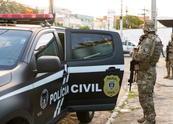 HOMEM É PRESO APÓS AGREDIR ESPOSA E DEIXÁ-LA DESACORDADA EM BAR DE CAMPINA