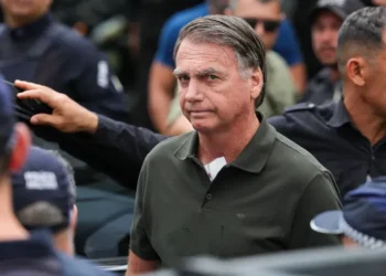 Bolsonaro não aparece em lista do caso Vorcaro e reforça imagem de ausência em escândalos de corrupção