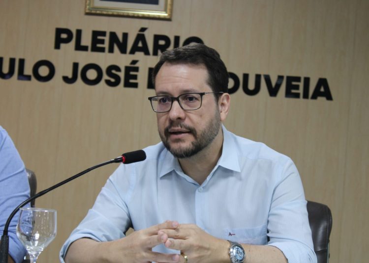 Presidente do Ipsem esclarece na Câmara projeto de parcelamento de débitos e garante equilíbrio previdenciário