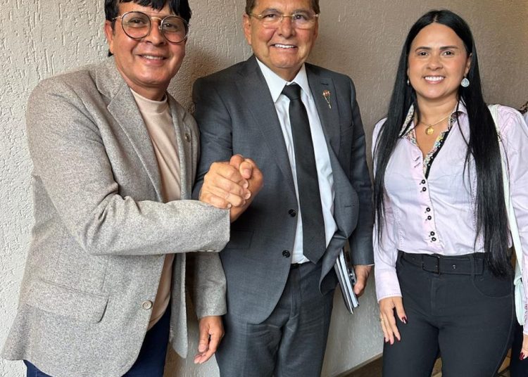 Rostand Paraíba reforça apoio e apresenta demandas da Zona Leste em audiência com Adriano Galdino