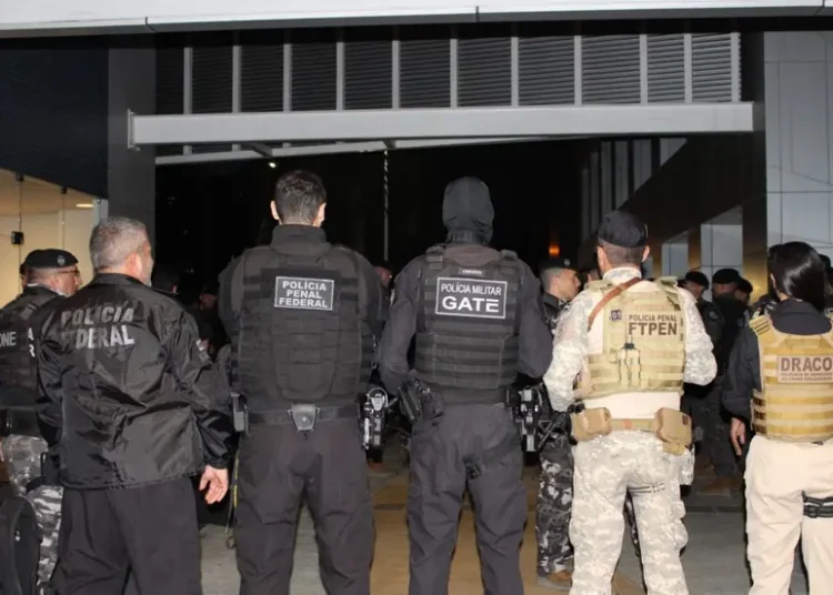 Operação Trapiche mira facções criminosas e cumpre 20 mandados de prisão em João Pessoa