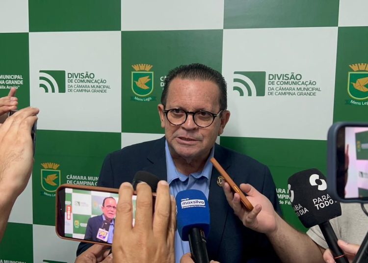 Aprovado pela Câmara, projeto de Olimpio que obriga comunicação de abandono de idosos em asilos aguarda sanção do prefeito