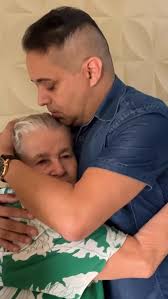 Vereador Frank Alves propõe criação do Dia das Mães nas escolas da rede municipal de Campina Grande Vereador Frank Alves propõe criação do Dia das Mães nas escolas da rede municipal de Campina Grande