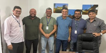 Saulo Germano e Balduino Neto articulam reunião entre agentes de trânsito e Romero Rodrigues para discutir demandas da categoria