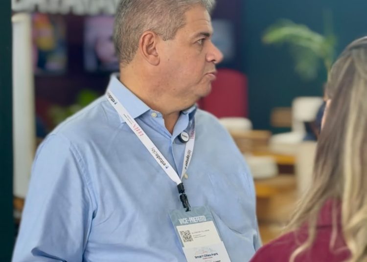 Vice-prefeito Alcindor Villarim participa do Smart Cities Park e destaca protagonismo tecnológico de Campina Grande