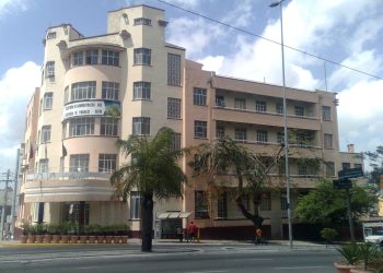 Prefeitura de Campina Grande inicia processo de restauração do Grande Hotel com assinatura da Ordem de Serviço