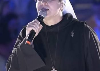 Noite religiosa mantém acesa a chama da fé n’O Maior São João do Mundo