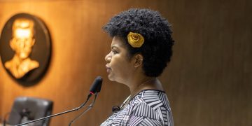 Jô Oliveira denuncia possível falta de repasse da prefeitura em consignados de servidores municipais Jô Oliveira denuncia possível falta de repasse da prefeitura em consignados de servidores municipais