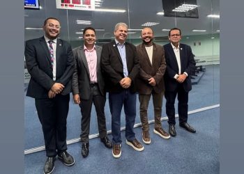 Prefeito em exercício Alcindor Vilarim realiza visita de cortesia à Câmara de Campina Grande