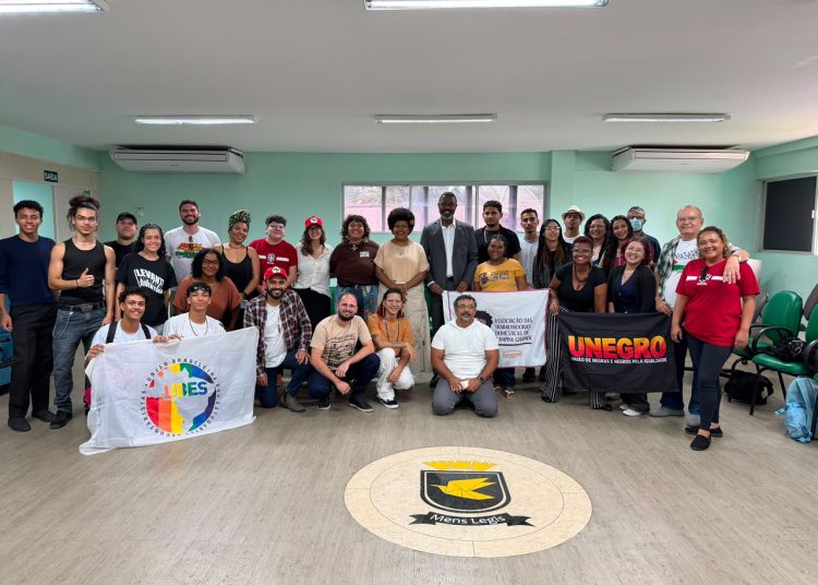 Vereadora Jô Oliveira reúne Ministério da Igualdade Racial e movimentos sociais para discutir implementação do Juventude Negra Viva em Campina Grande Vereadora Jô Oliveira reúne Ministério da Igualdade Racial e movimentos sociais para discutir implementação do Juventude Negra Viva em Campina Grande
