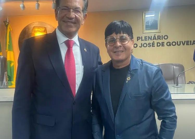 Vereador Rostand Paraíba participa da entrega do Título de Cidadania Campinense ao ministro Mauro Campbell Marques Vereador Rostand Paraíba participa da entrega do Título de Cidadania Campinense ao ministro Mauro Campbell Marques