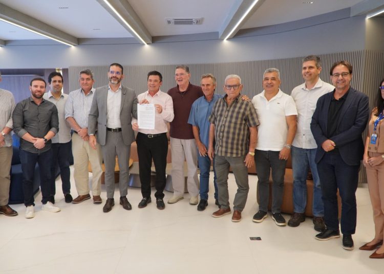 Inédito: FIEPB e Cinep assinam termo de parceria pioneira para fortalecer o desenvolvimento industrial do estado