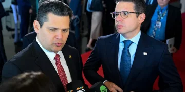 Hugo Motta nega conflito com Davi Alcolumbre e diz haver “boa convivência” entre Câmara e Senado