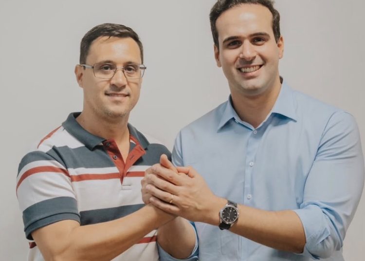 Prefeito de Areial, Carlos Henrique, declara apoio a Lucas Ribeiro para governador da Paraíba
