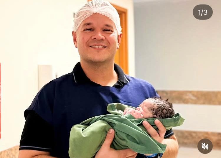 Vereador Plínio Gomes celebra nascimento da filha Stella e agradece a Deus pela nova fase da família