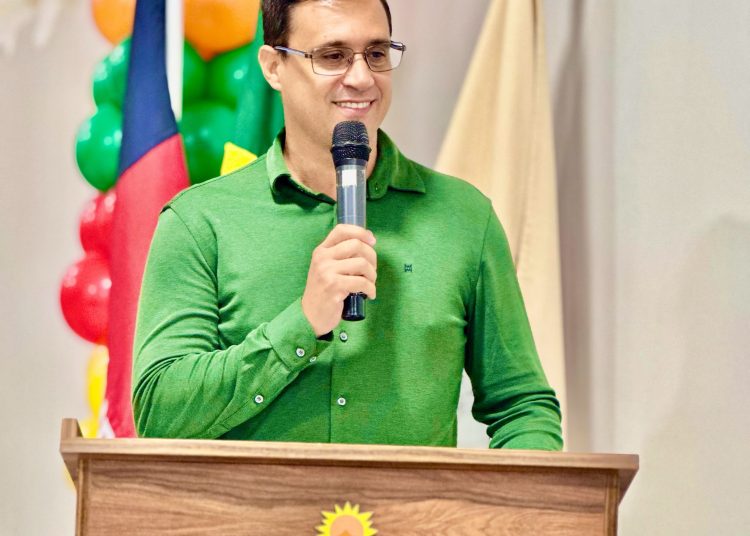 Grupo do prefeito Carlos Henrique comemora forte desempenho nas urnas em Areial Grupo do prefeito Carlos Henrique comemora forte desempenho nas urnas em Areial