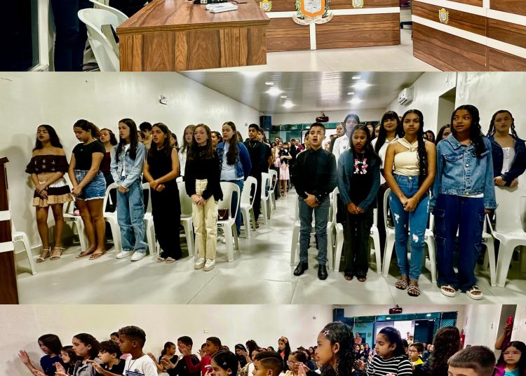 Carlos Henrique e Diego Martins participam da posse de líderes de turma e destacam educação como referência em Areial
