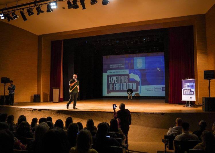 Simpósio Integrado da Educação é encerrado com apresentação de práticas inspiradoras do Ensino Fundamental e da EJA em Campina Grande