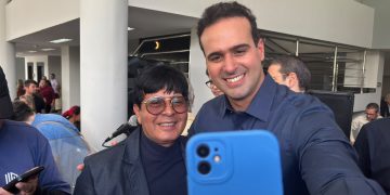 Rostand Paraíba prestigia entrega de 174 tratoritos pelo governador Lucas Ribeiro e destaca avanço na agricultura familiar