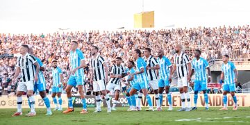 Com direito a golaço no último minuto e herói nos pênaltis, Treze vai às oitavas da Série D; adversário já está definido Com direito a golaço no último minuto e herói nos pênaltis, Treze vai às oitavas da Série D; adversário já está definido