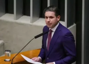 Motta diz ser ‘inaceitável’ ordem de Dino para bloquear R$ 119 milhões em emendas parlamentares ligadas a Valdemar