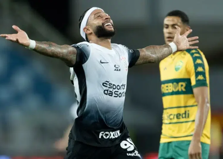 Memphis Depay pode cobrar até R$ 180 milhões do Corinthians na Justiça