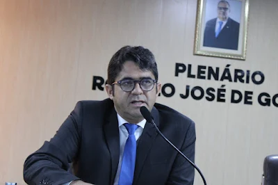 Saulo Noronha cobra mais responsabilidade da Cagepa com consumidores e ruas de Campina Grande Saulo Noronha cobra mais responsabilidade da Cagepa com consumidores e ruas de Campina Grande