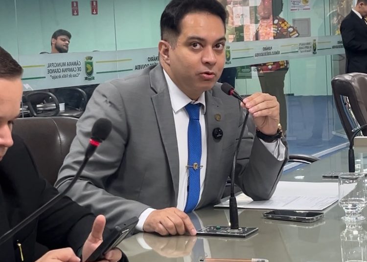Frank Alves propõe criação da Rede Ônibus Seguro 60+ para proteger idosos no transporte público de Campina Grande Frank Alves propõe criação da Rede Ônibus Seguro 60+ para proteger idosos no transporte público de Campina Grande