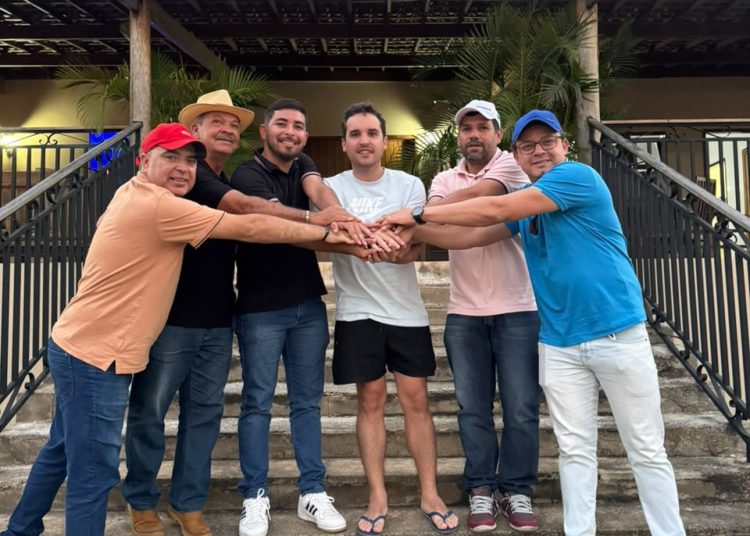 Cenário político de Riacho de Santo Antônio passa por mudanças após saída de dois vereadores da base governista