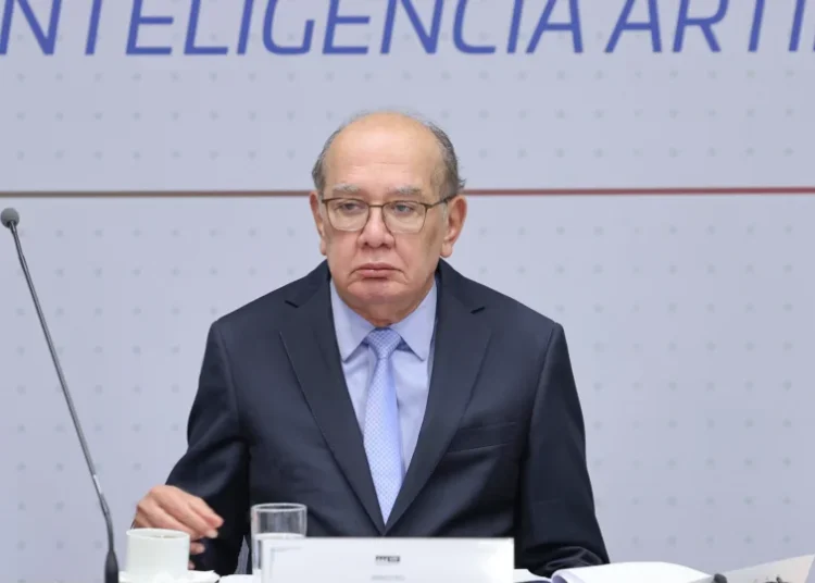 Segunda Turma adianta votos após vista de Gilmar Mendes e mantém afastamento de Andrei Rodrigues Segunda Turma adianta votos após vista de Gilmar Mendes e mantém afastamento de Andrei Rodrigues