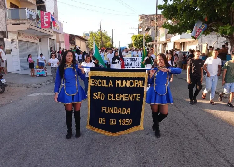 Desfile em distrito encerra programação da Semana da Pátria em Campina Desfile em distrito encerra programação da Semana da Pátria em Campina