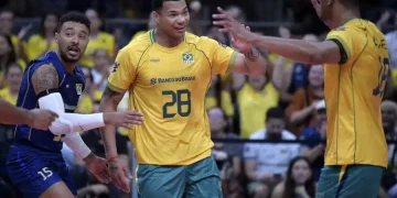 Vôlei masculino do Brasil derrota a Argentina e garante vaga olímpica